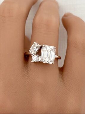 3ct Emerald And Round Cut Moissanite Three Stone Sterling Silver Women’s Ring